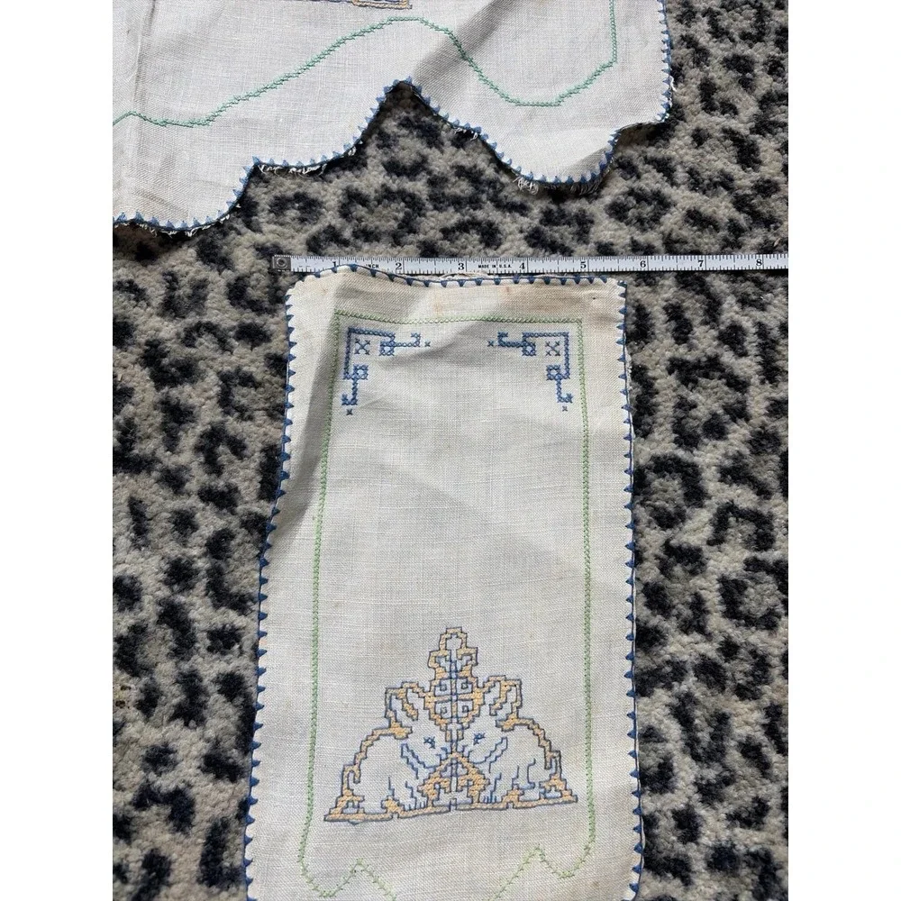 Embroidered Dresser Set 3 Pc Blue Gold Linen Scalloped Vanity Set‎ Bunny VTG